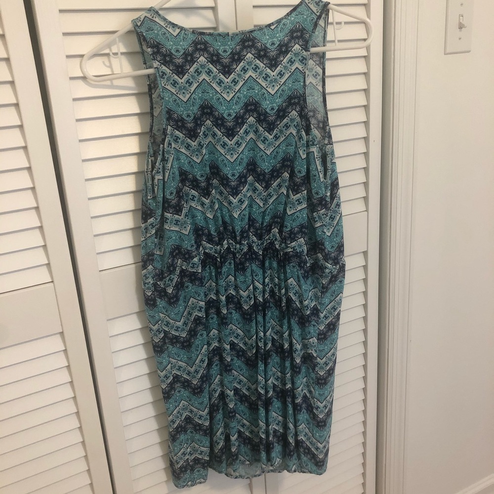 patterned dress - Picture 3 of 6